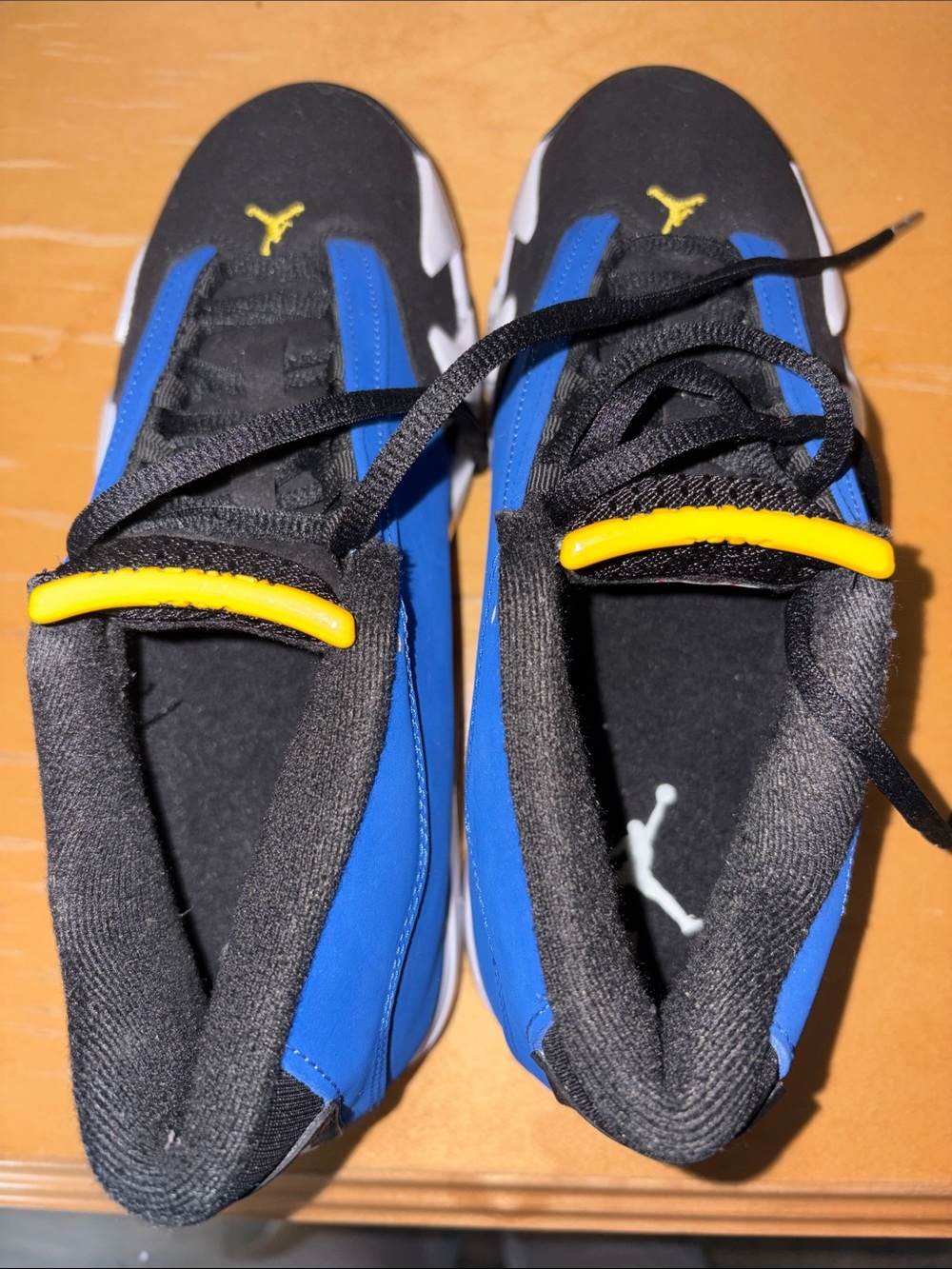 Jordan Men's Black, Blue & Yellow Low-Top Sneakers